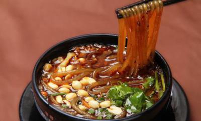 成都酸辣粉培訓哪家好？酸辣粉制作秘方！