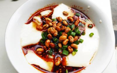 學(xué)做豆腐腦找哪家好？特色小吃豆腐腦怎么做？