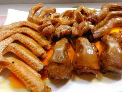 四川現(xiàn)撈鹵菜技術(shù)培訓班排名哪里好?鹵水制作的注意事項