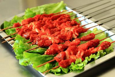 四川熱門(mén)燒烤技能操練哪家專業(yè)？完全掌握技能每一個(gè)細(xì)節(jié)