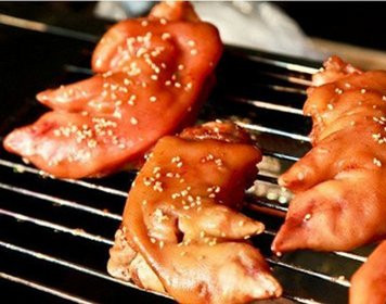 麻辣烤豬蹄技術(shù)培訓哪里好？學習正宗烤豬蹄做法