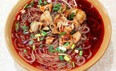 肥腸粉培訓學校哪家正宗?成品的搭配技術(shù)