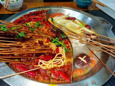 小吃技術培訓班哪里好，火鍋串串香技術培訓學校哪里好？