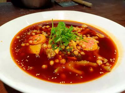 學做四川冒菜技術培訓哪家專業(yè)？飄味緣讓你輕松創(chuàng)業(yè)