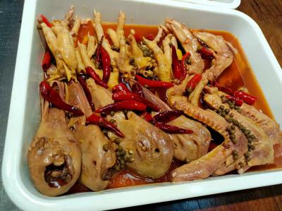 成都鹵菜培訓(xùn)哪個學(xué)校好 ？