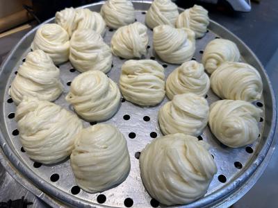 成都正宗包子制作培訓(xùn)班推薦：飄味緣早餐技術(shù)培訓(xùn)學(xué)校與老牌機(jī)構(gòu)特色課程